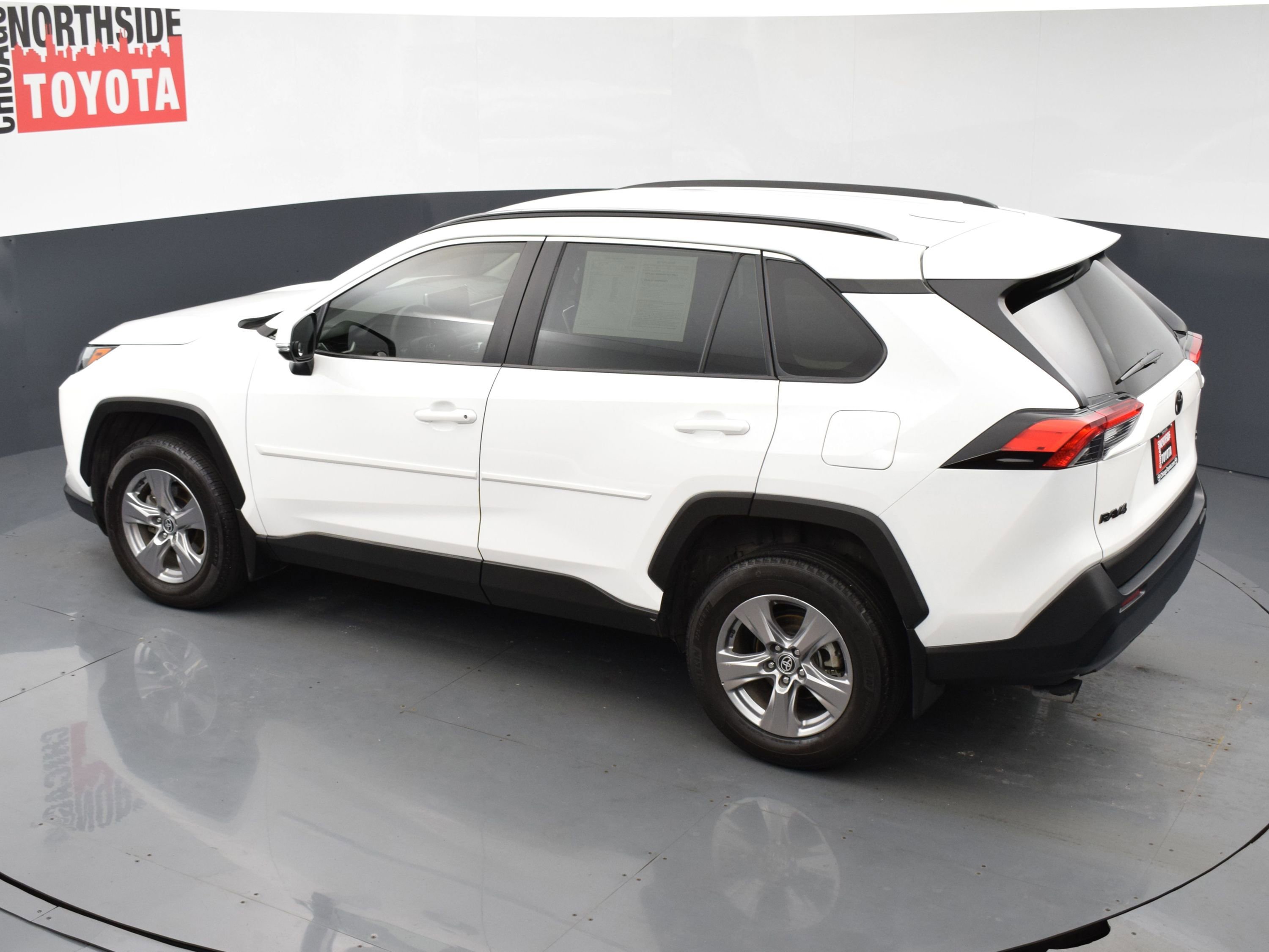 Used 2024 Toyota RAV4 XLE FWD image 19