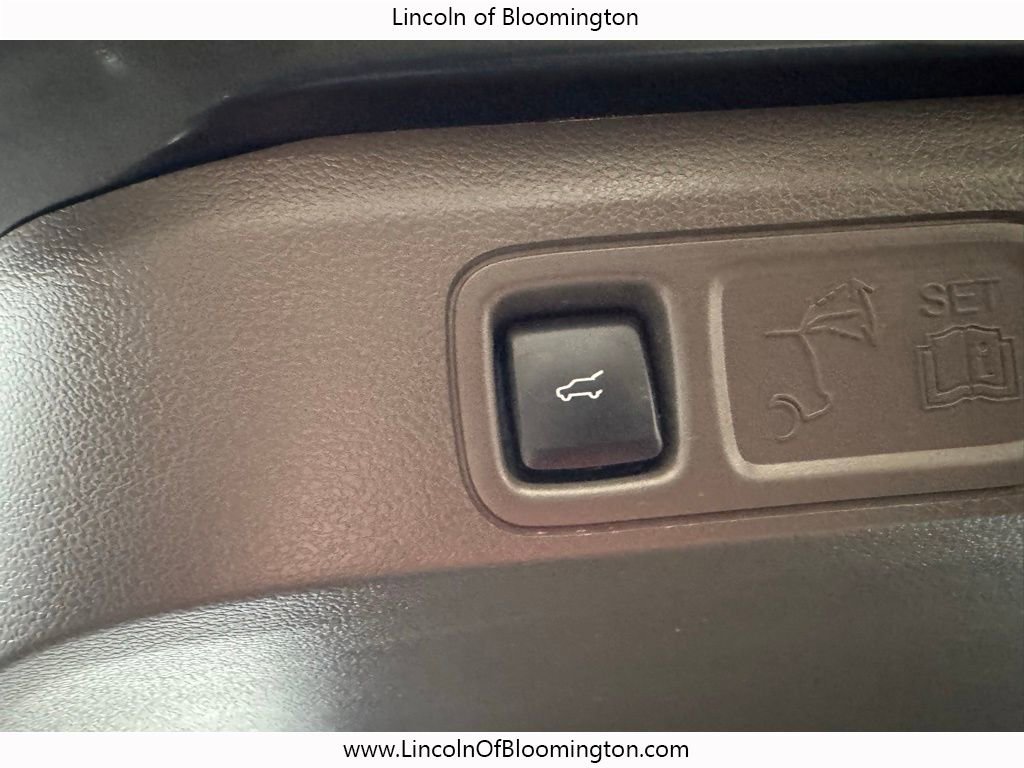 Used 2024 Lincoln Navigator Reserve AWD/4WD image 28