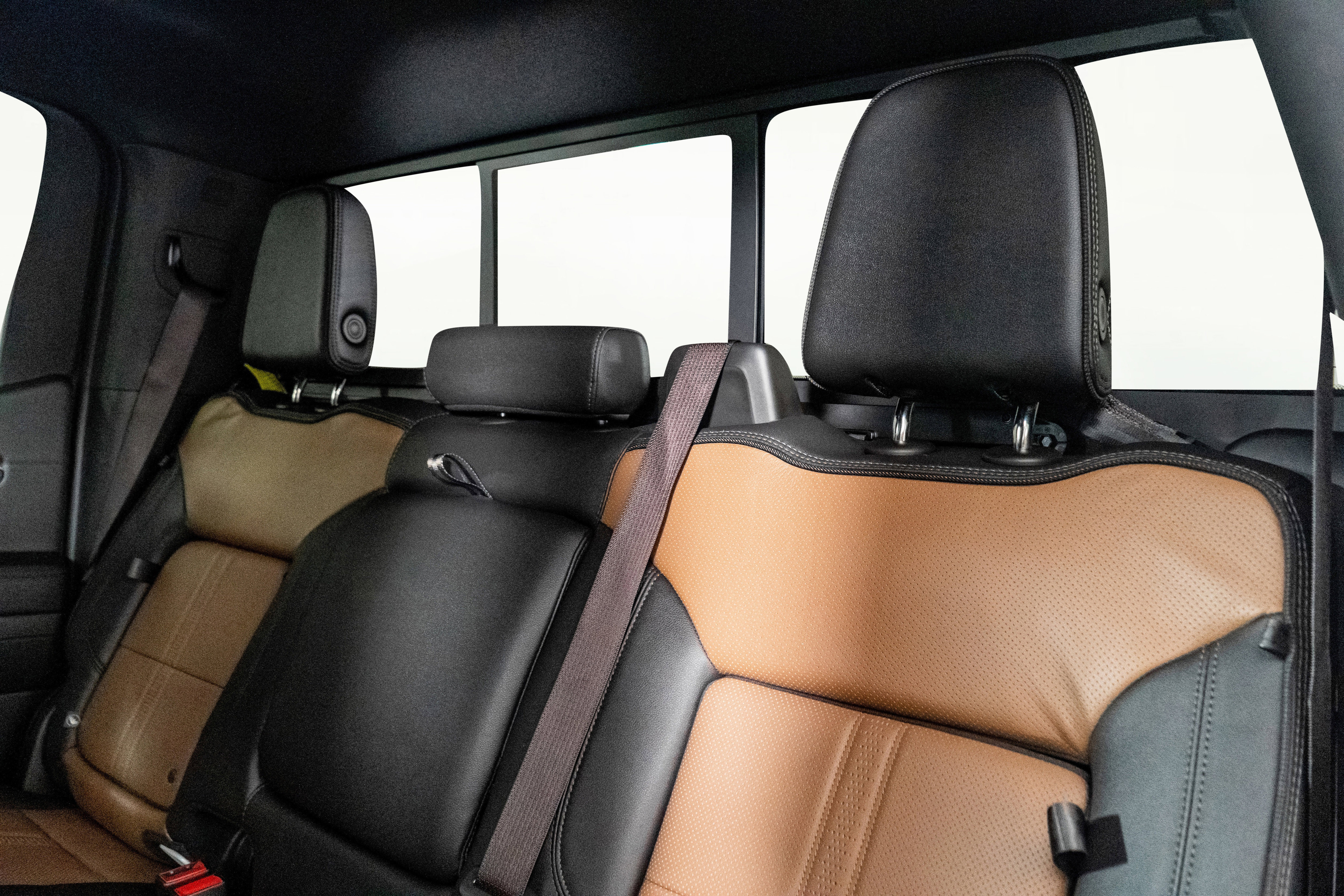 Used 2023 Chevrolet Silverado 1500 High Country w/ Technology Package image 30