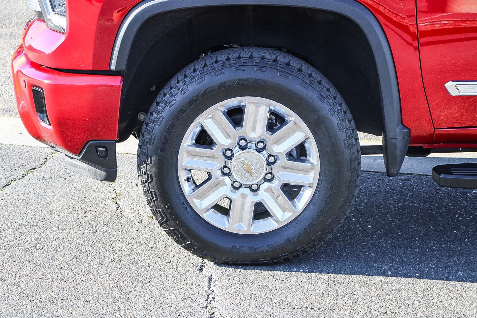 Used 2025 Chevrolet Silverado 3500 High Country w/ Technology Package image 8