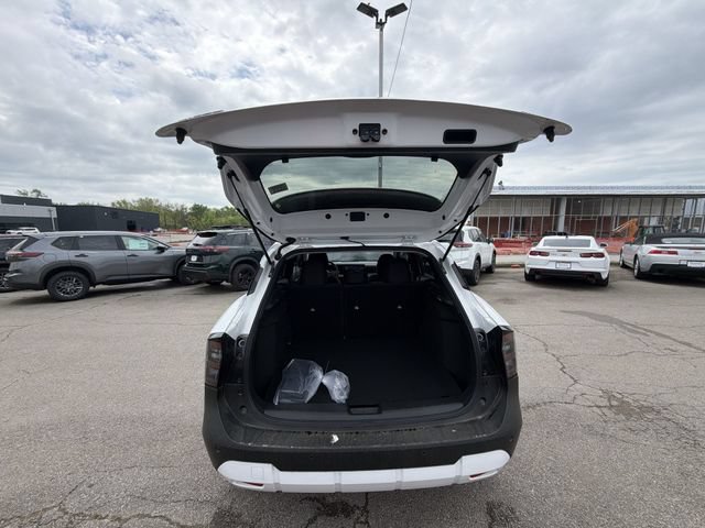 New 2026 Nissan Kicks SV w/ SV Premium Package AWD/4WD image 23