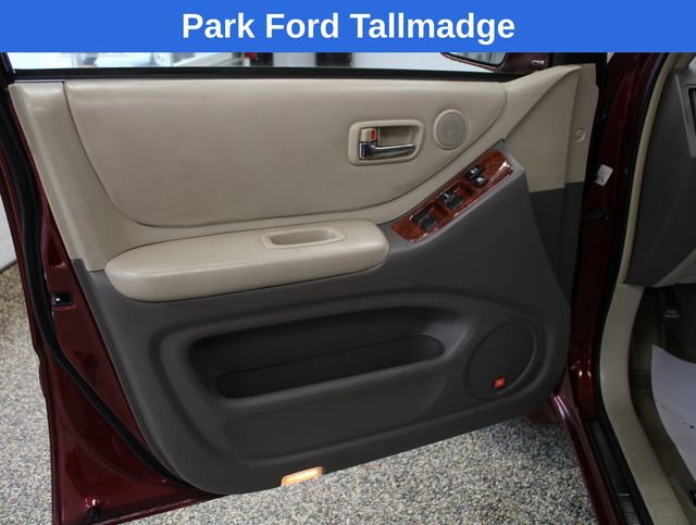 Used 2005 Toyota Highlander Limited AWD/4WD image 11