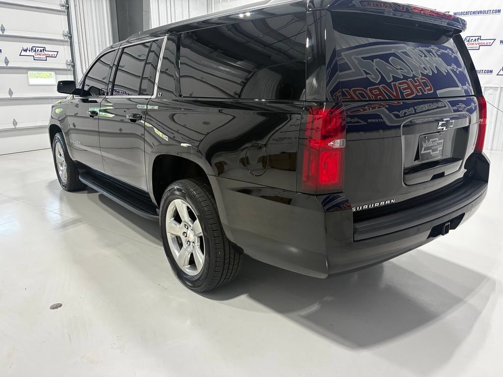 Used 2020 Chevrolet Suburban LT AWD/4WD image 4