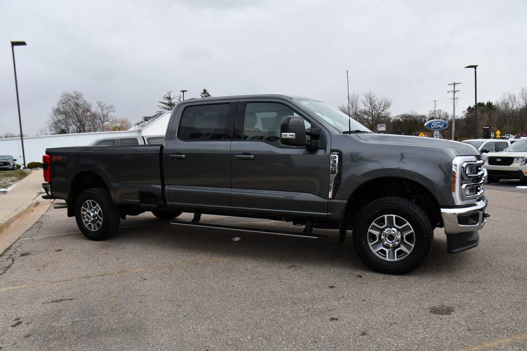 Used 2026 Ford F350 Lariat w/ Lariat Ultimate Package image 8