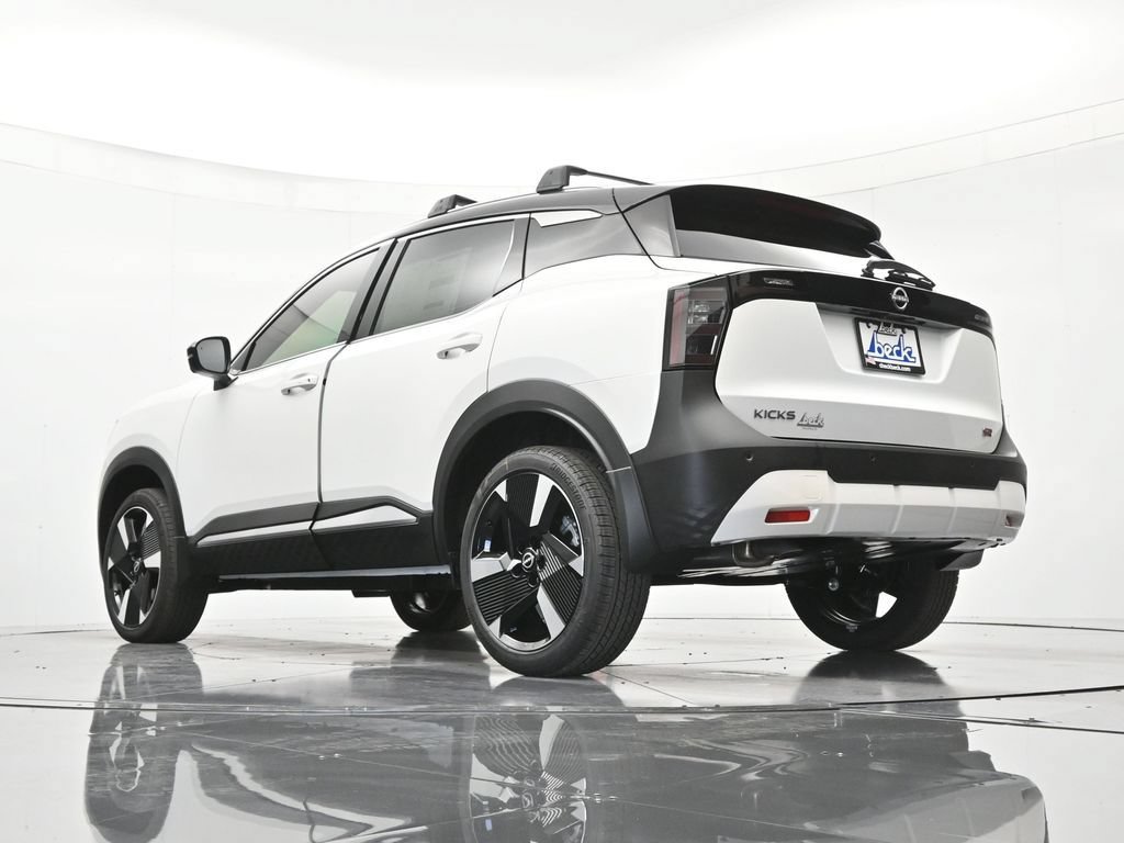 New 2026 Nissan Kicks SR w/ Cold Weather Package FWD image 41