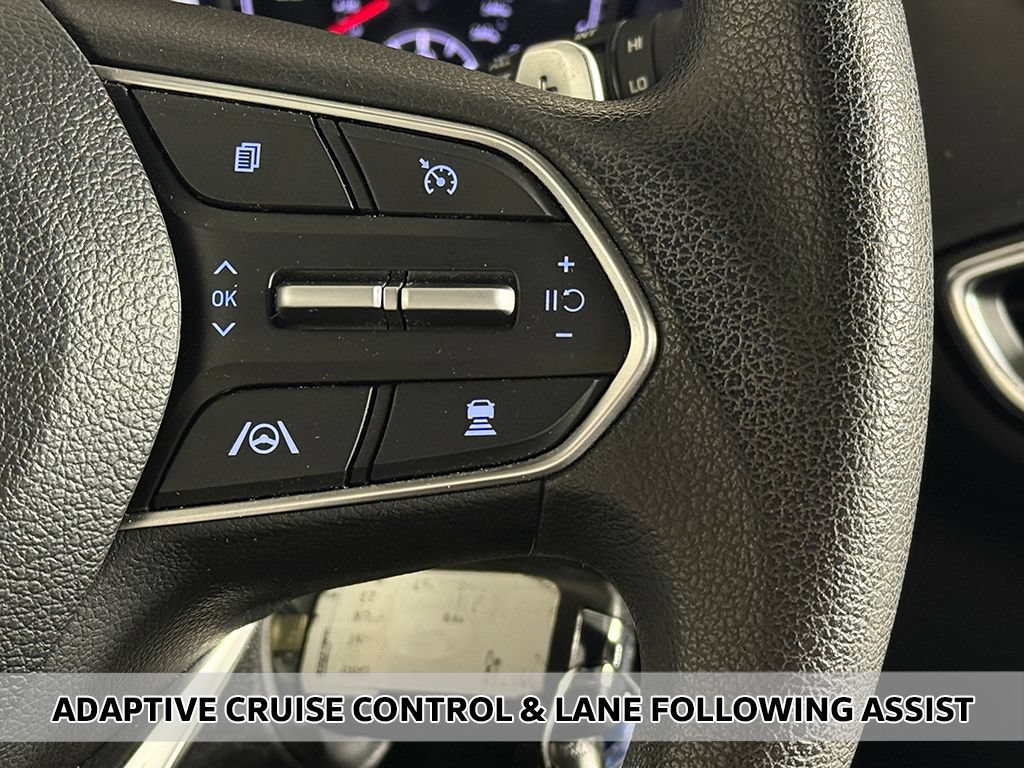 Certified 2023 Hyundai Santa Fe SE AWD/4WD image 3