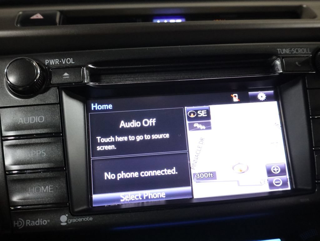Used 2014 Toyota RAV4 XLE AWD/4WD image 28