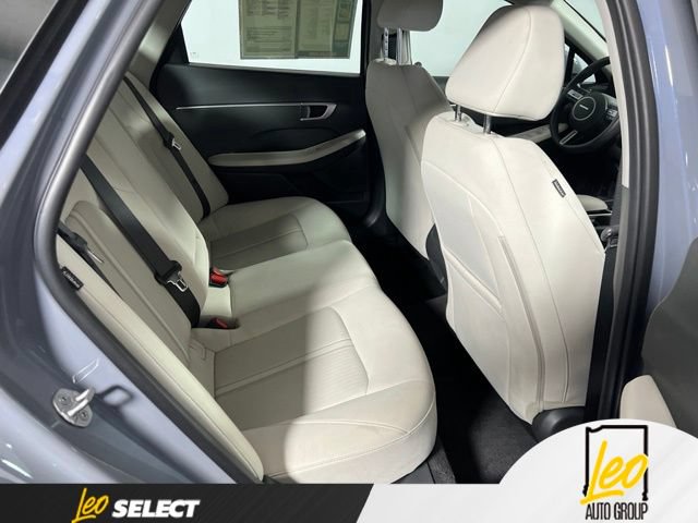 Used 2025 Hyundai Sonata SEL FWD image 17