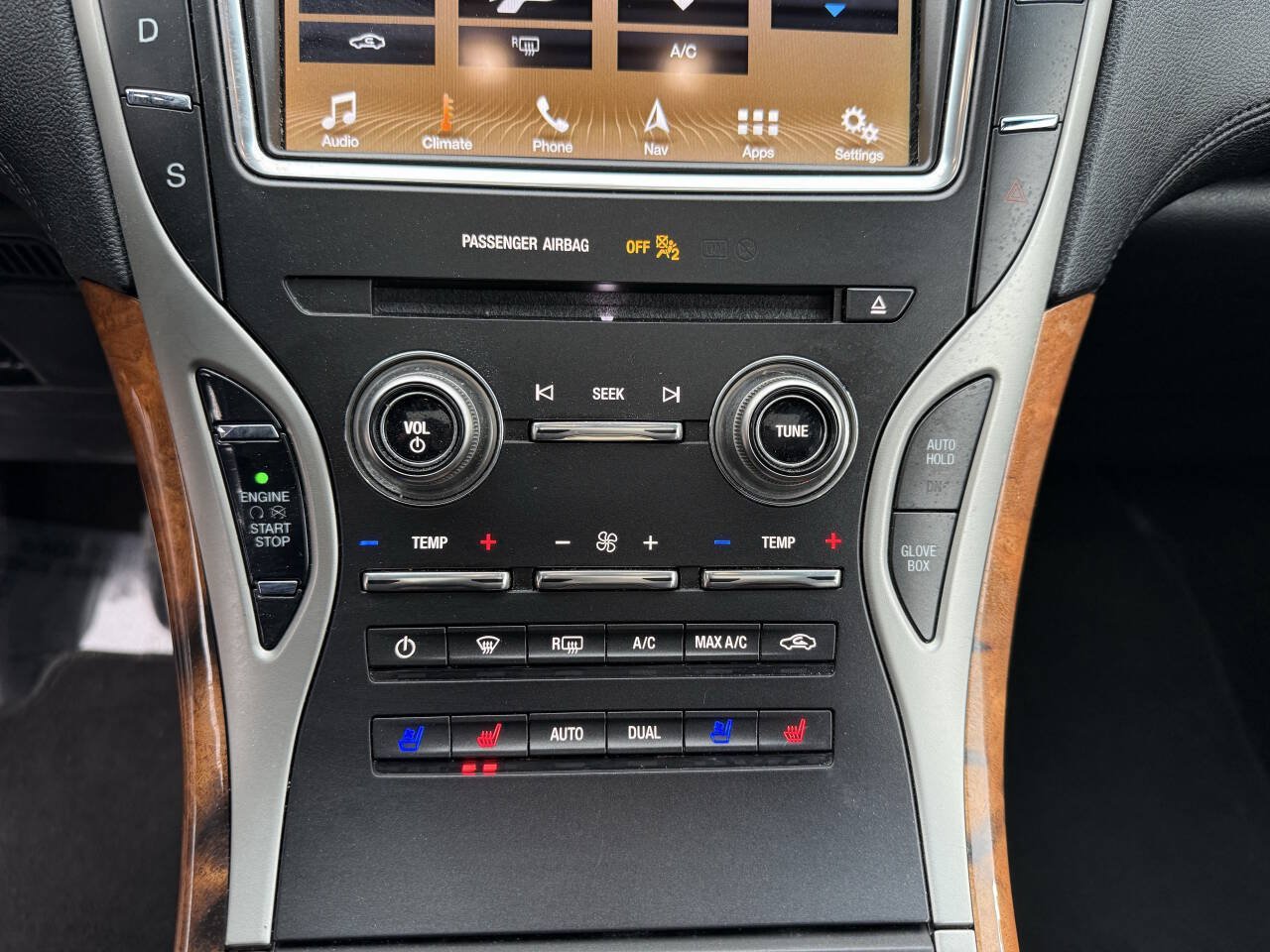 Used 2019 Lincoln Nautilus Reserve AWD/4WD image 17