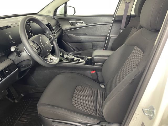 Used 2023 Kia Sportage LX AWD/4WD image 2