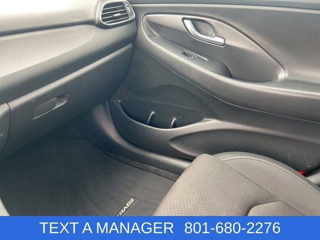 Used 2018 Hyundai Elantra GT w/ Style Package 02 FWD image 13