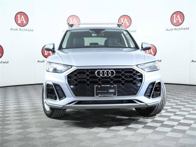 Certified 2023 Audi Q5 2.0T Premium w/ Convenience Package image 3