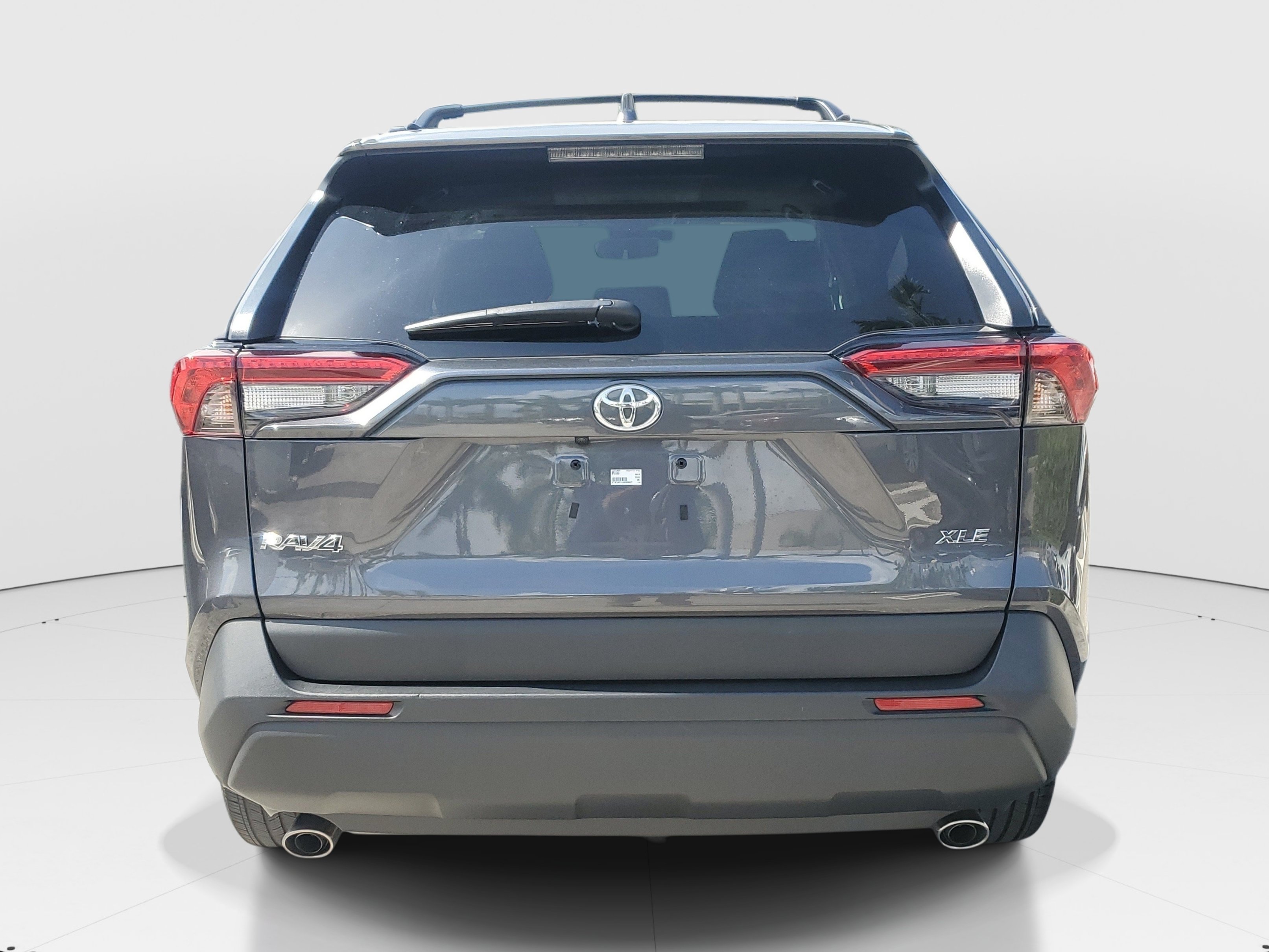 Used 2025 Toyota RAV4 XLE Premium w/ Weather Package FWD image 5