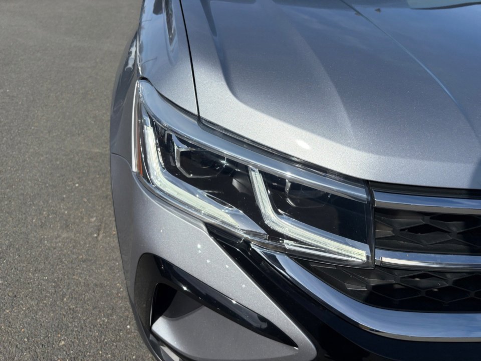 Used 2022 Volkswagen Taos SEL image 24