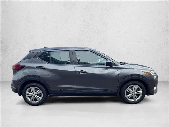 Used 2021 Nissan Kicks S FWD image 4