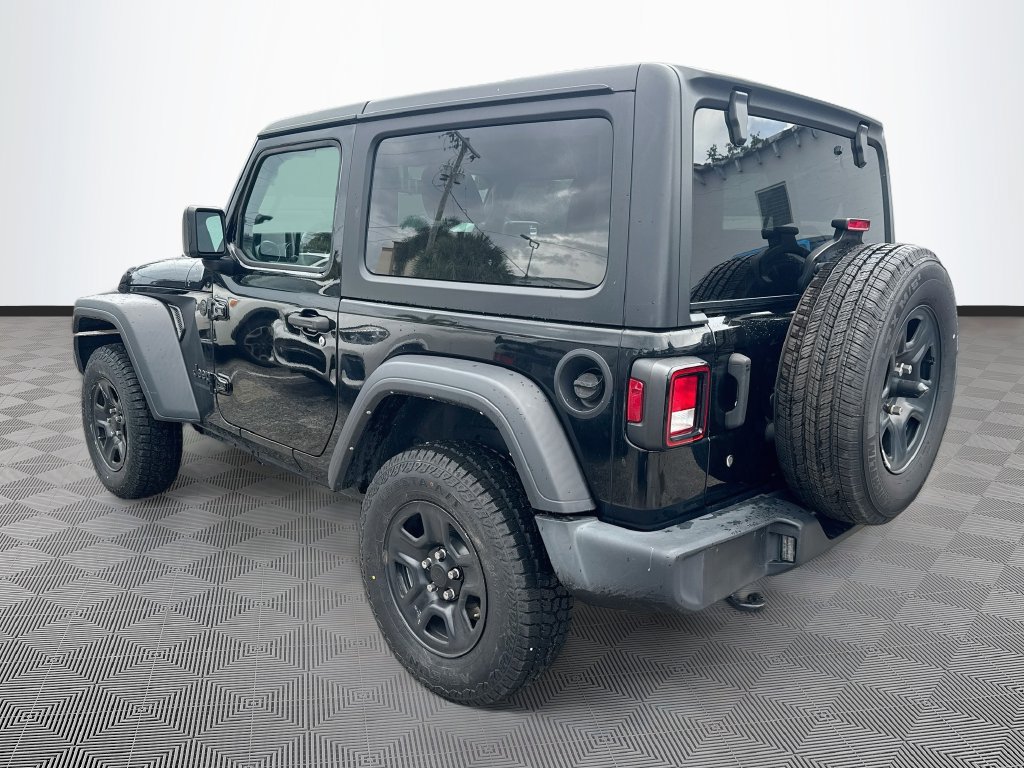 Used 2022 Jeep Wrangler Sport AWD/4WD image 8