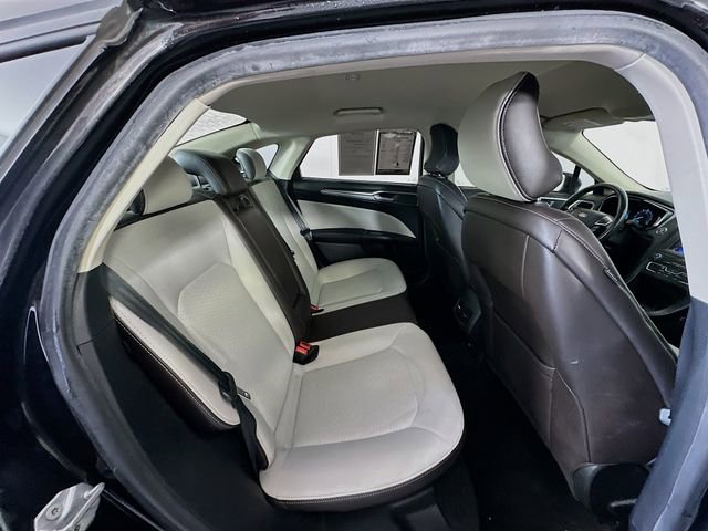Used 2019 Ford Fusion SE w/ Equipment Group 151A image 25