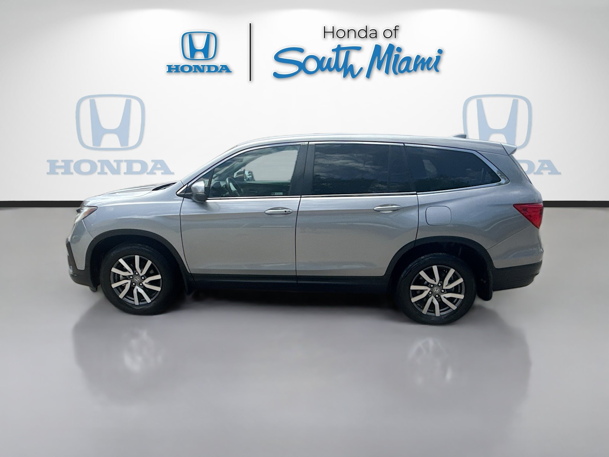 Certified 2021 Honda Pilot EX image 4