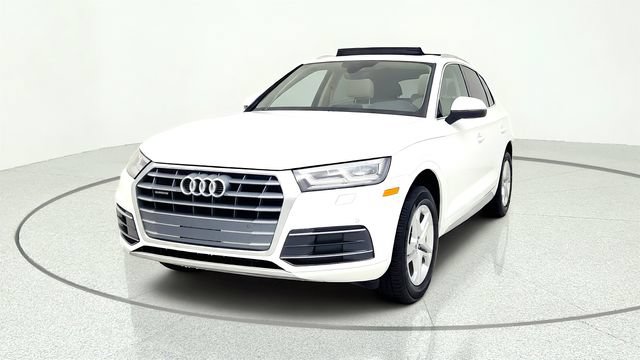Used 2018 Audi Q5 2.0T Premium Plus w/ Premium Plus Package AWD/4WD image 3