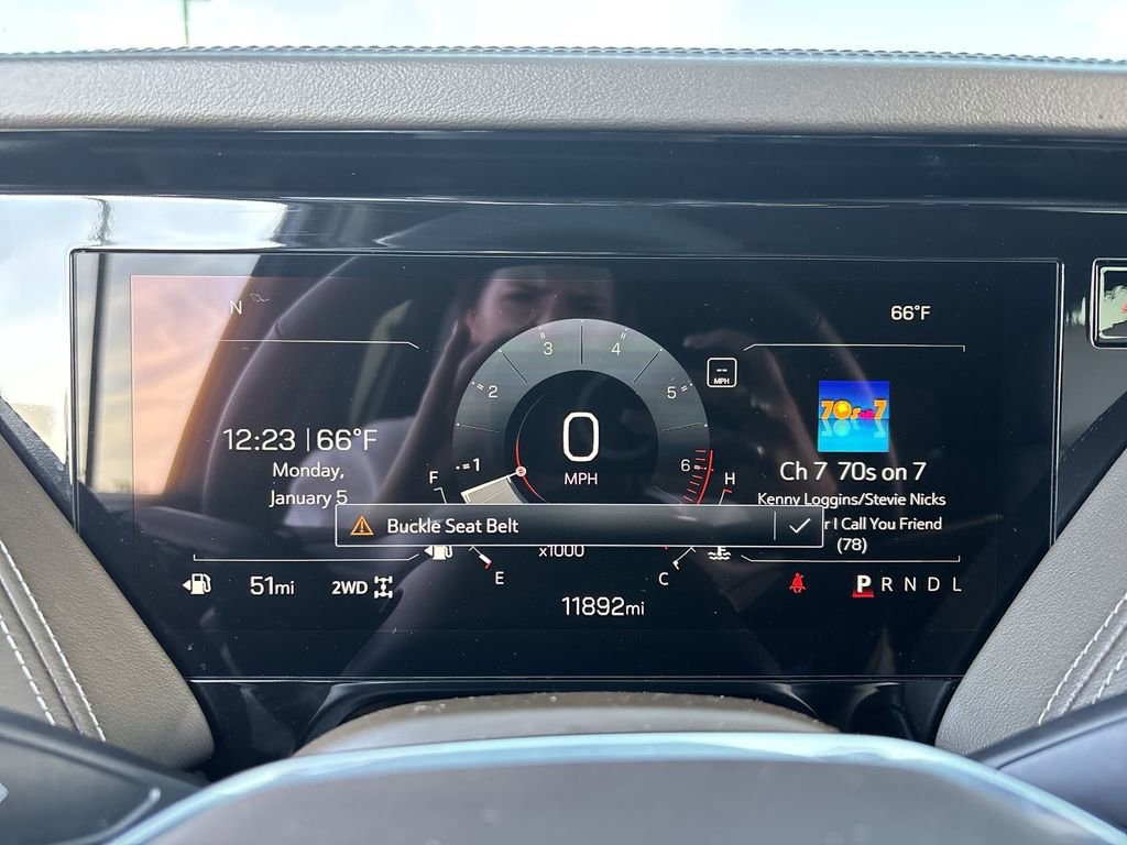 Used 2025 GMC Yukon Elevation image 11