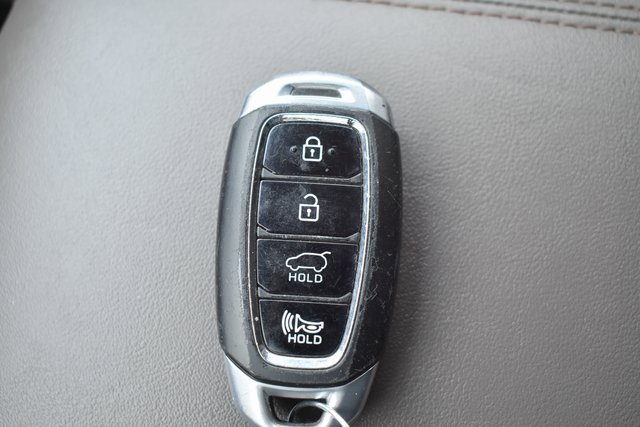 Used 2020 Hyundai Santa Fe SEL image 31