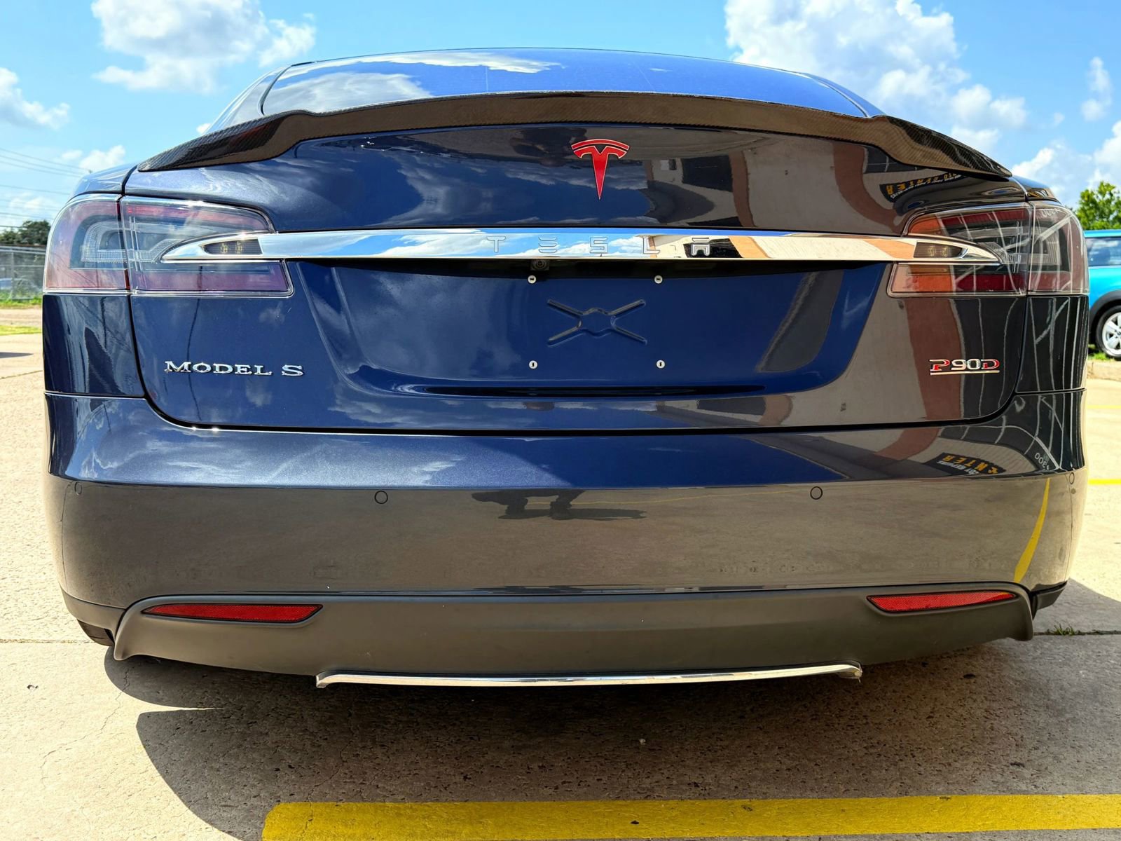 Used 2015 Tesla Model S 90D image 13