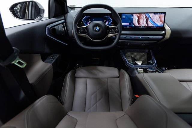 Certified 2025 BMW X3 xDrive30i AWD/4WD image 3