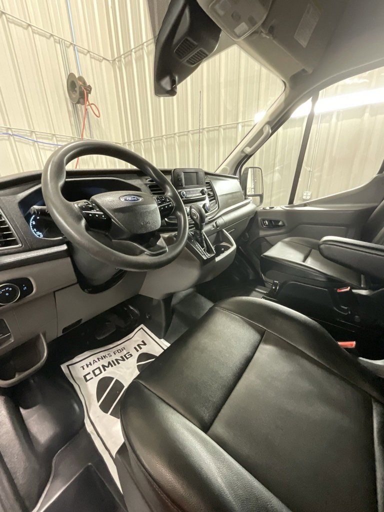 Used 2023 Ford Transit 250 Medium Roof image 9