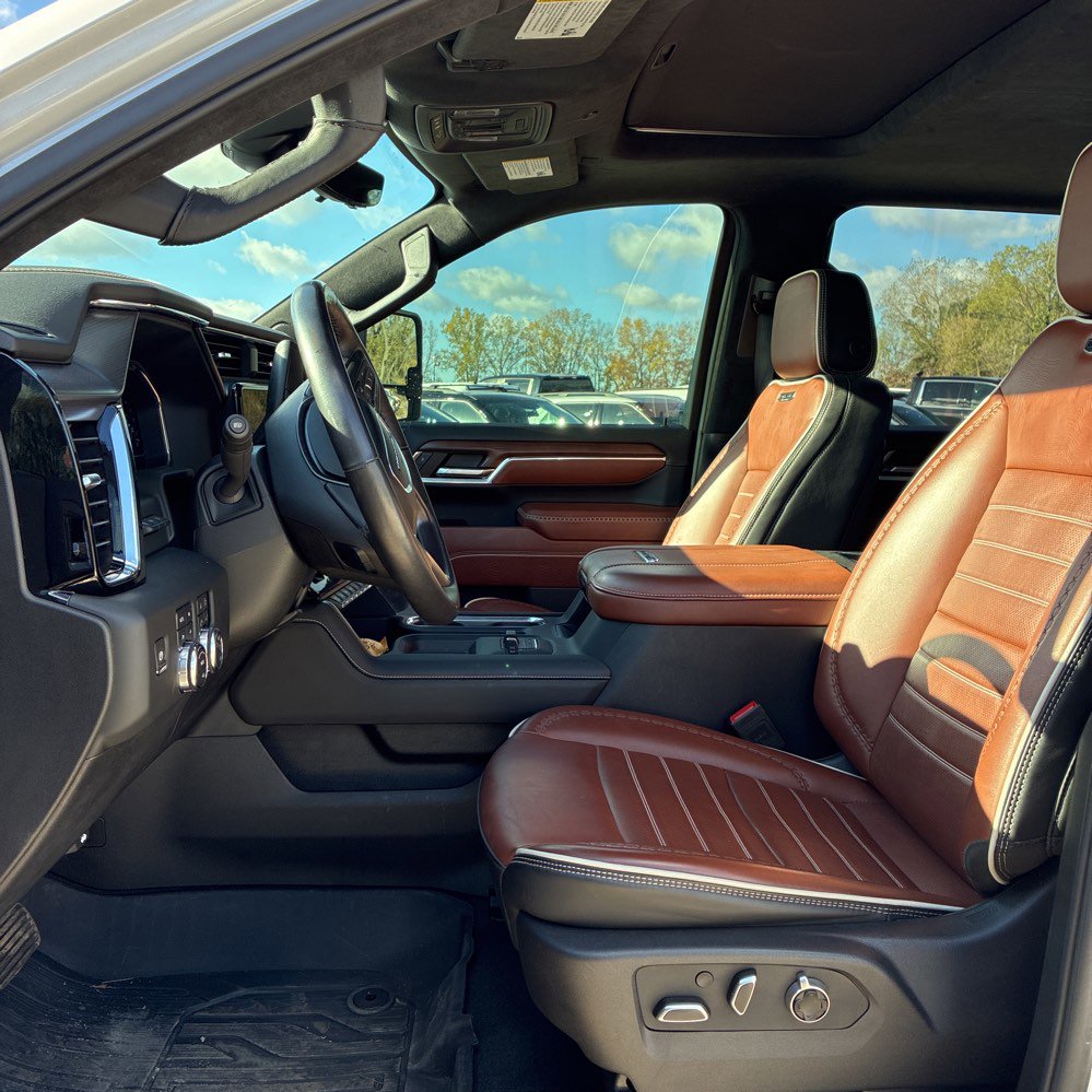 Used 2024 GMC Sierra 2500 Denali Ultimate image 14