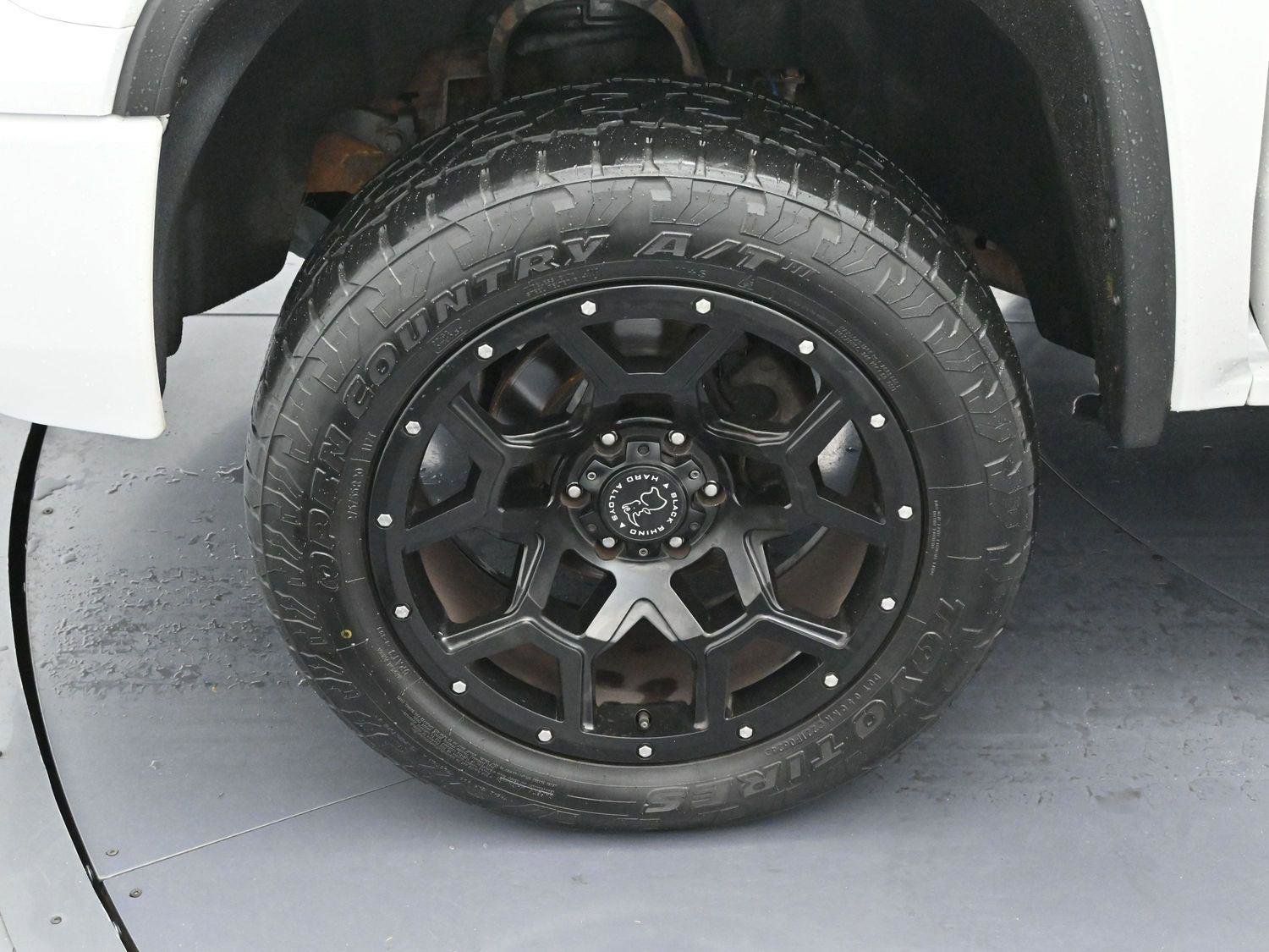 Used 2017 GMC Sierra 1500 Denali w/ Denali Ultimate Package image 31