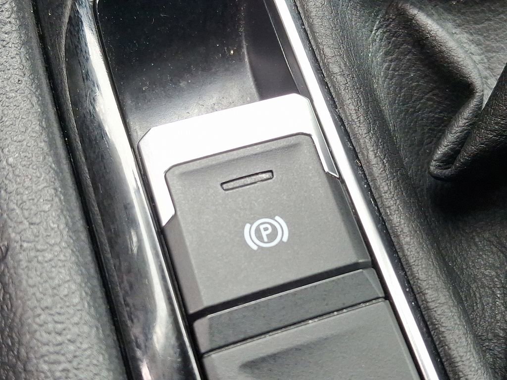 Used 2024 Volkswagen Taos S FWD image 22