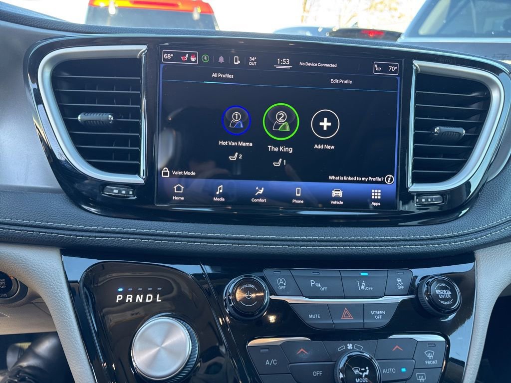 Used 2022 Chrysler Pacifica Touring-L image 40