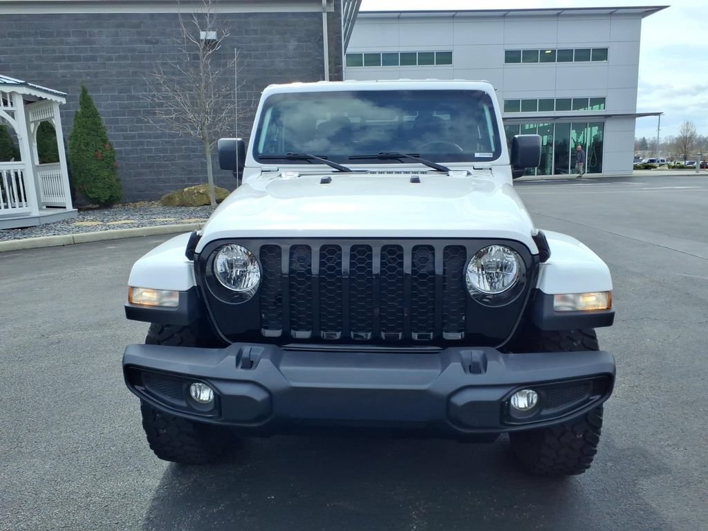 Used 2022 Jeep Gladiator Sport AWD/4WD image 8