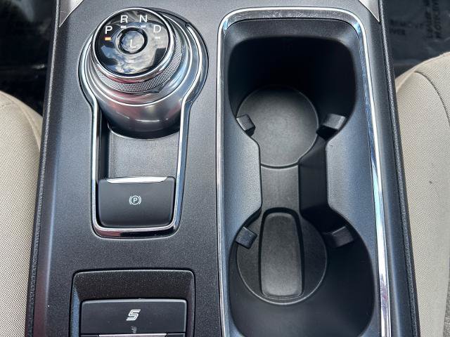 Certified 2020 Ford Fusion SE FWD image 26