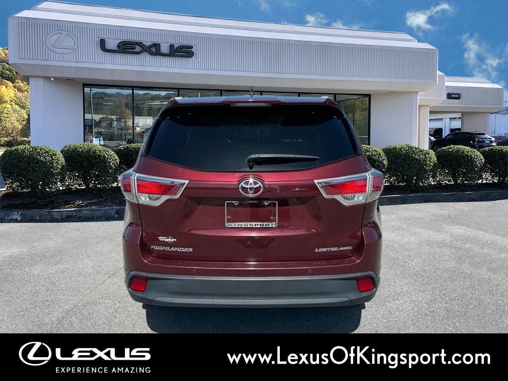 Used 2016 Toyota Highlander Limited AWD/4WD image 4