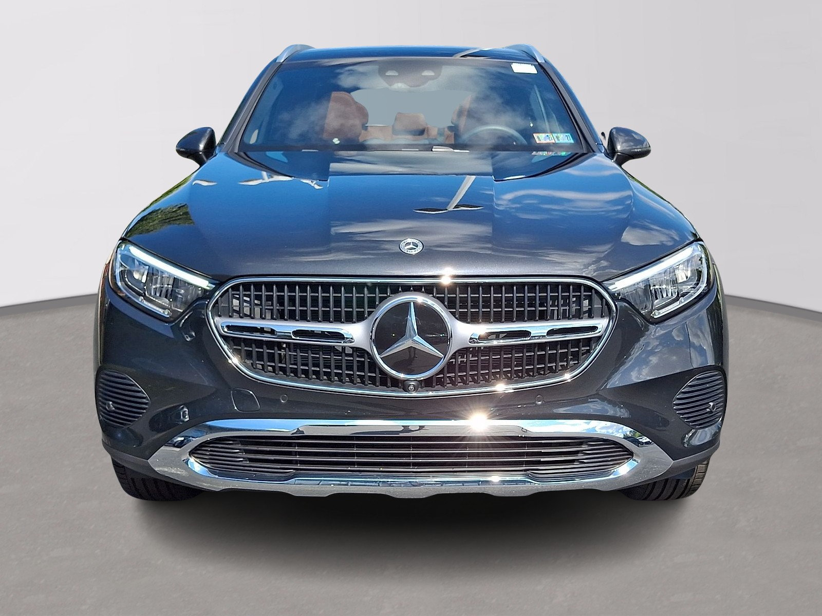 Certified 2026 Mercedes-Benz GLC 300 4MATIC image 2