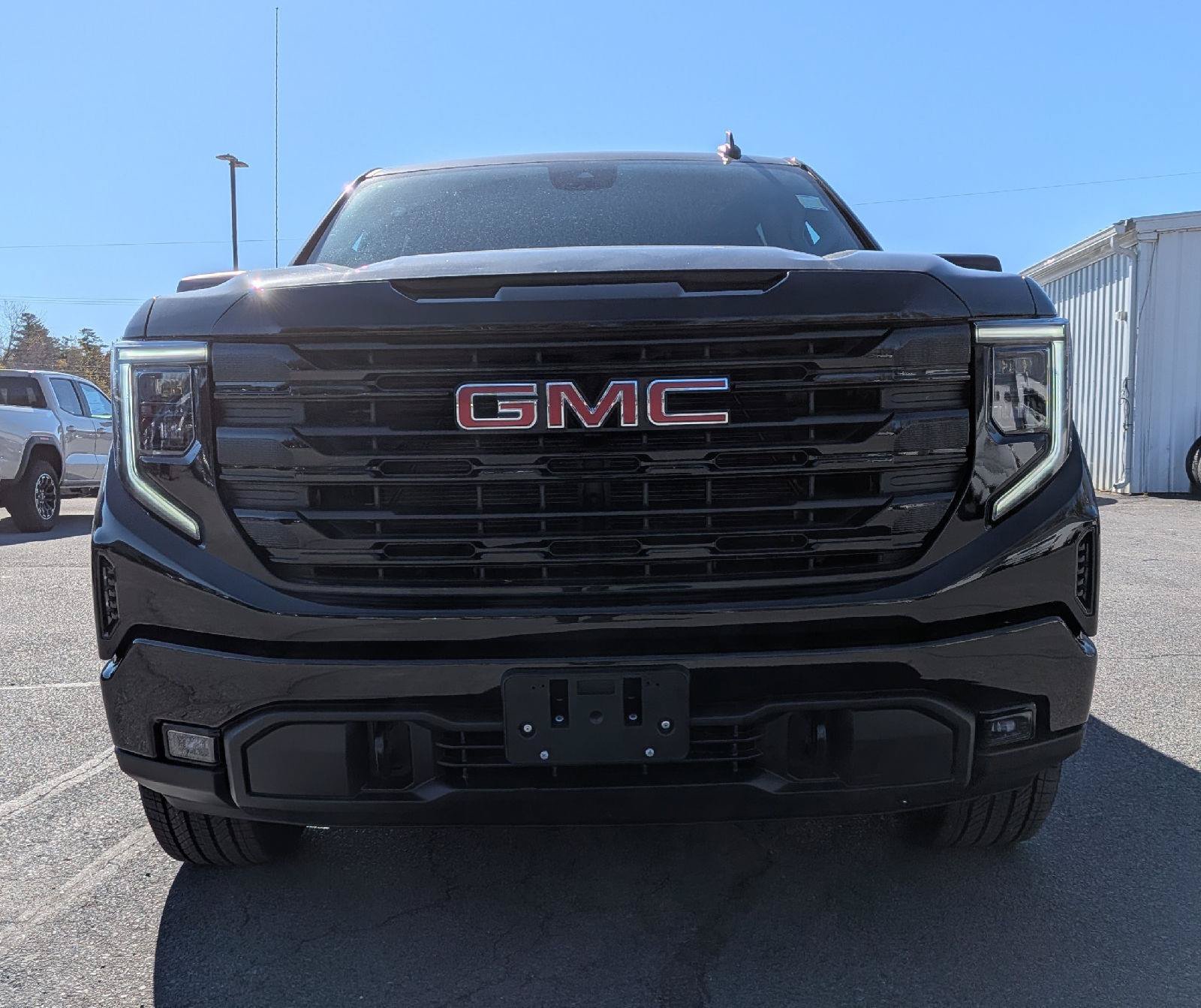New 2026 GMC Sierra 1500 Elevation AWD/4WD image 2