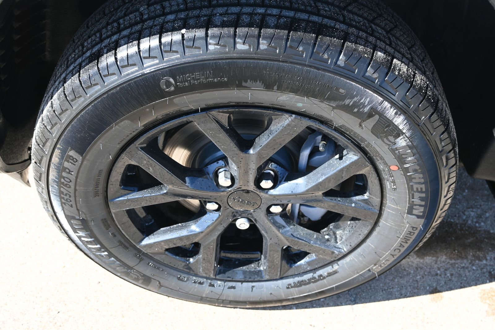 New 2026 Jeep Grand Cherokee Laredo image 7