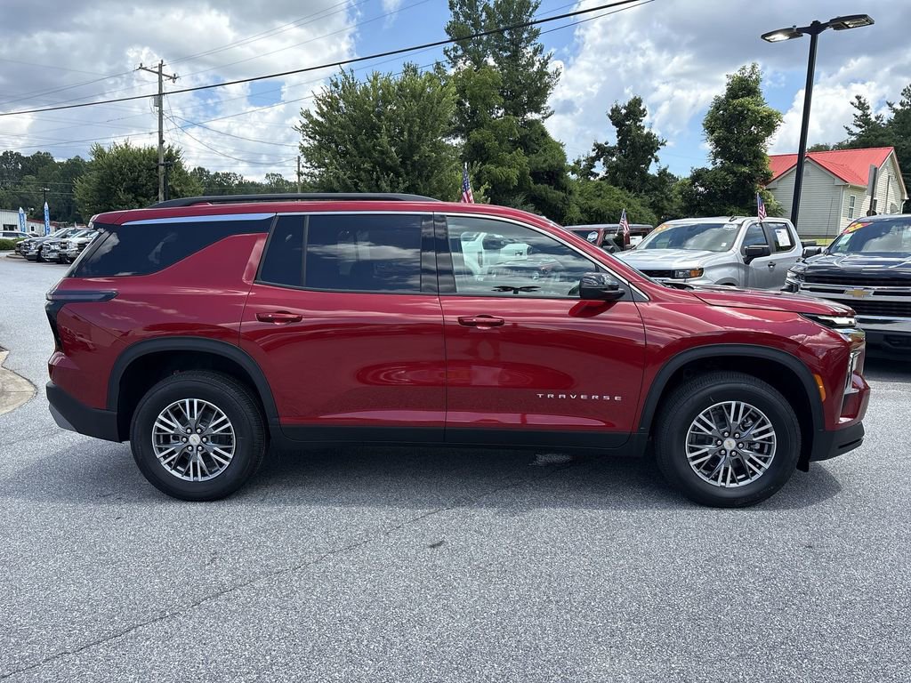 New 2026 Chevrolet Traverse LT image 9