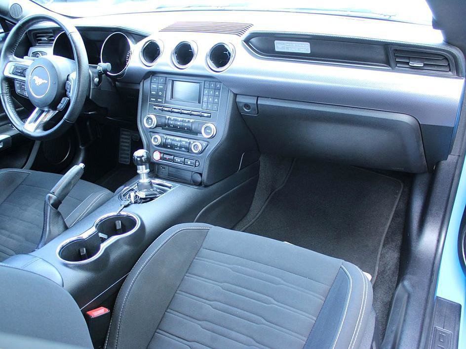 Used 2017 Ford Mustang GT w/ Black Accent Package image 15