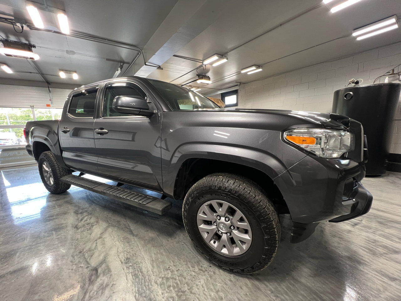 Used 2020 Toyota Tacoma SR image 14