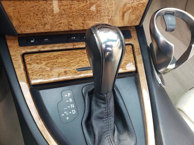 Used 2007 BMW 650i Convertible RWD image 18