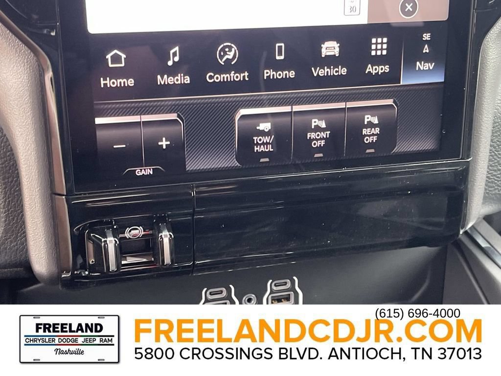 New 2026 RAM 2500 Laramie AWD/4WD image 28