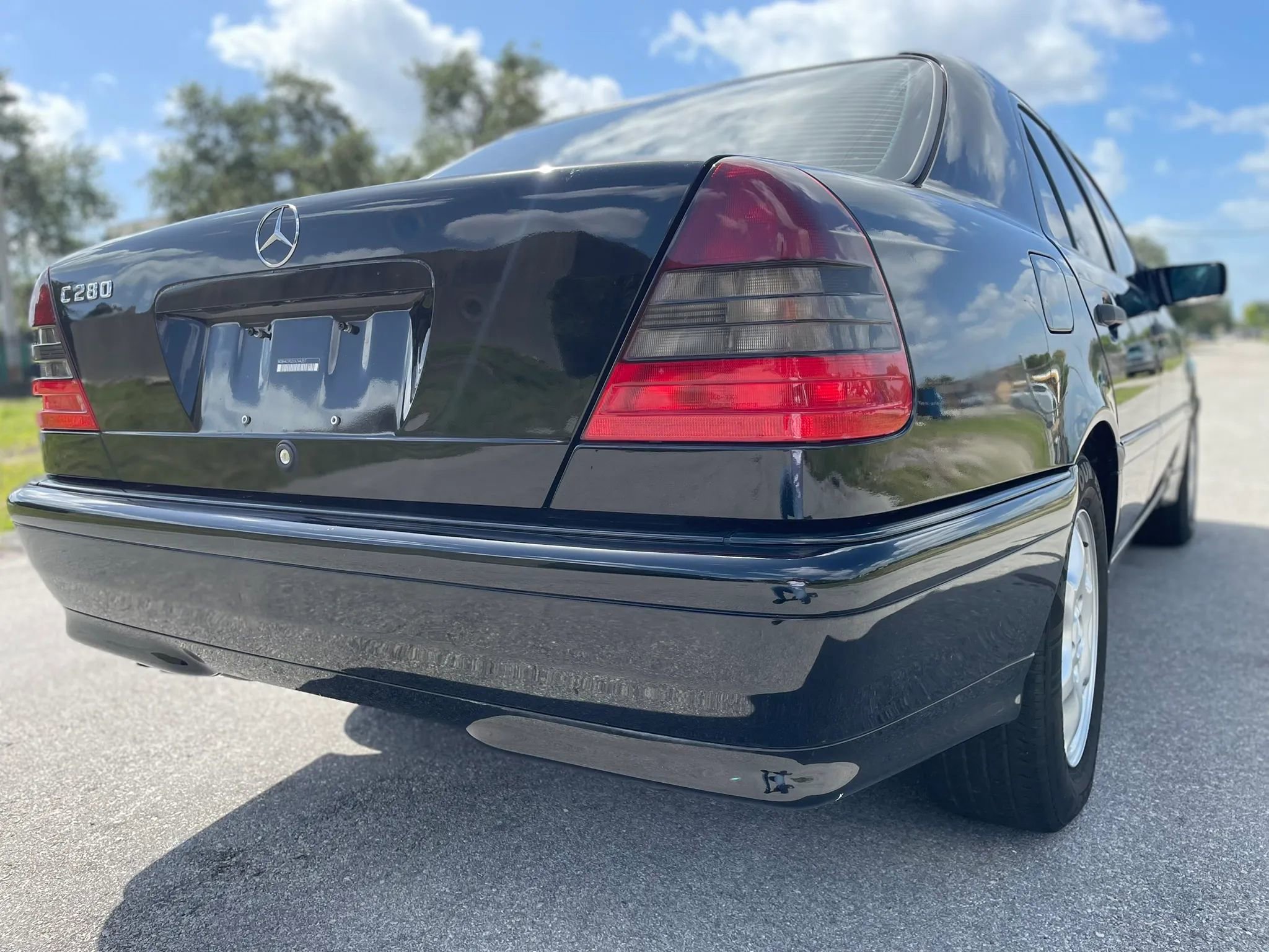 Used 1999 Mercedes-Benz C 280 Sedan image 13