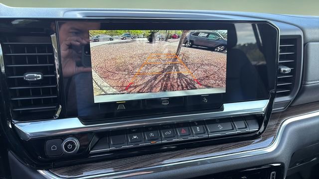 Used 2024 Chevrolet Silverado 1500 LT Trail Boss w/ Convenience Package II image 25