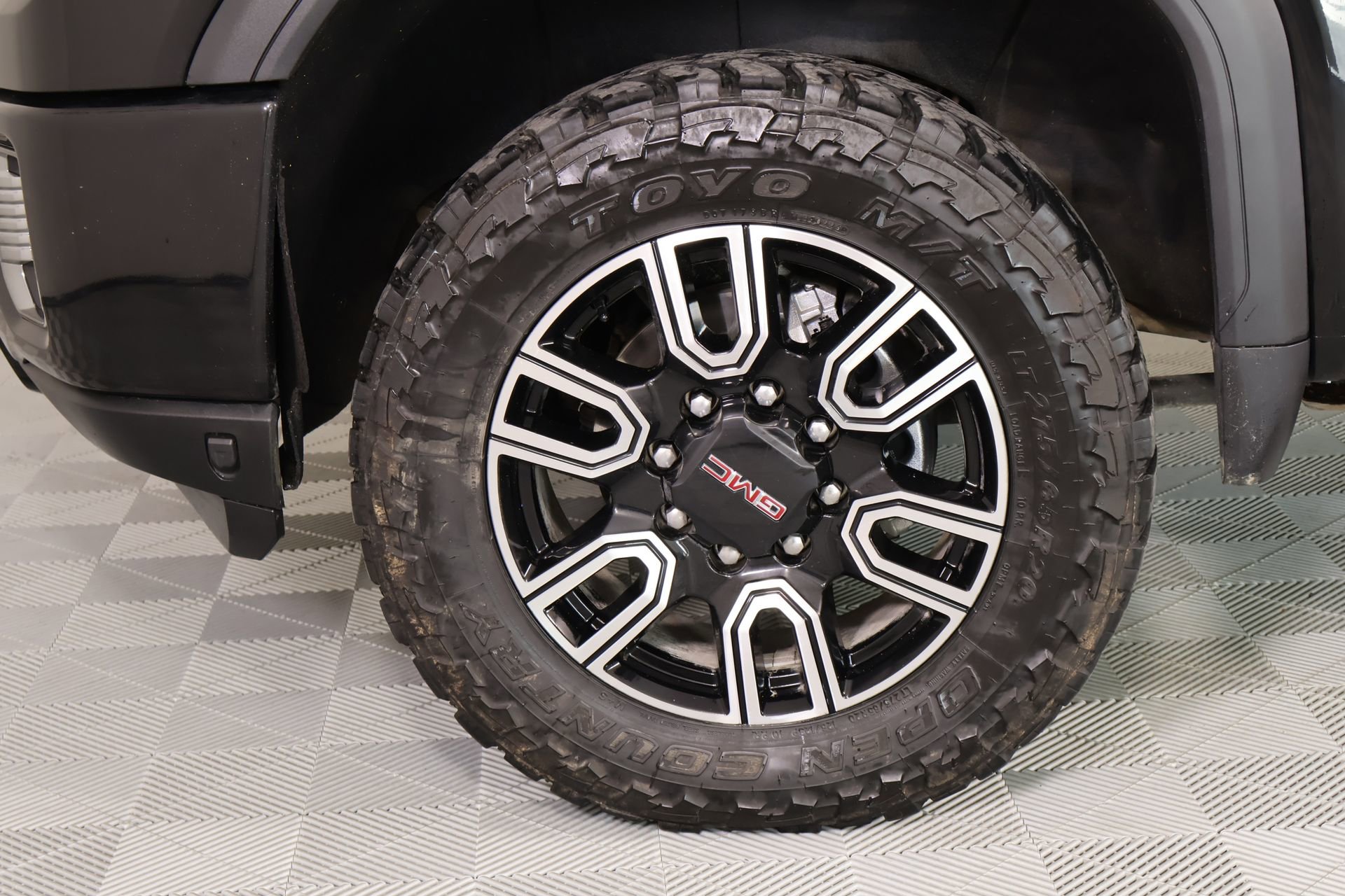 Used 2023 GMC Sierra 3500 AT4 w/ AT4 Premium Plus Package AWD/4WD image 19