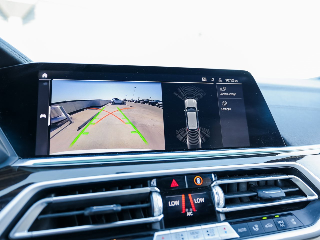 Used 2021 BMW X5 xDrive40i w/ M Sport Package image 19