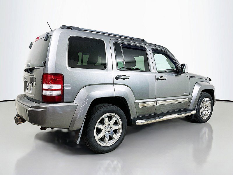 Used 2012 Jeep Liberty Sport image 7