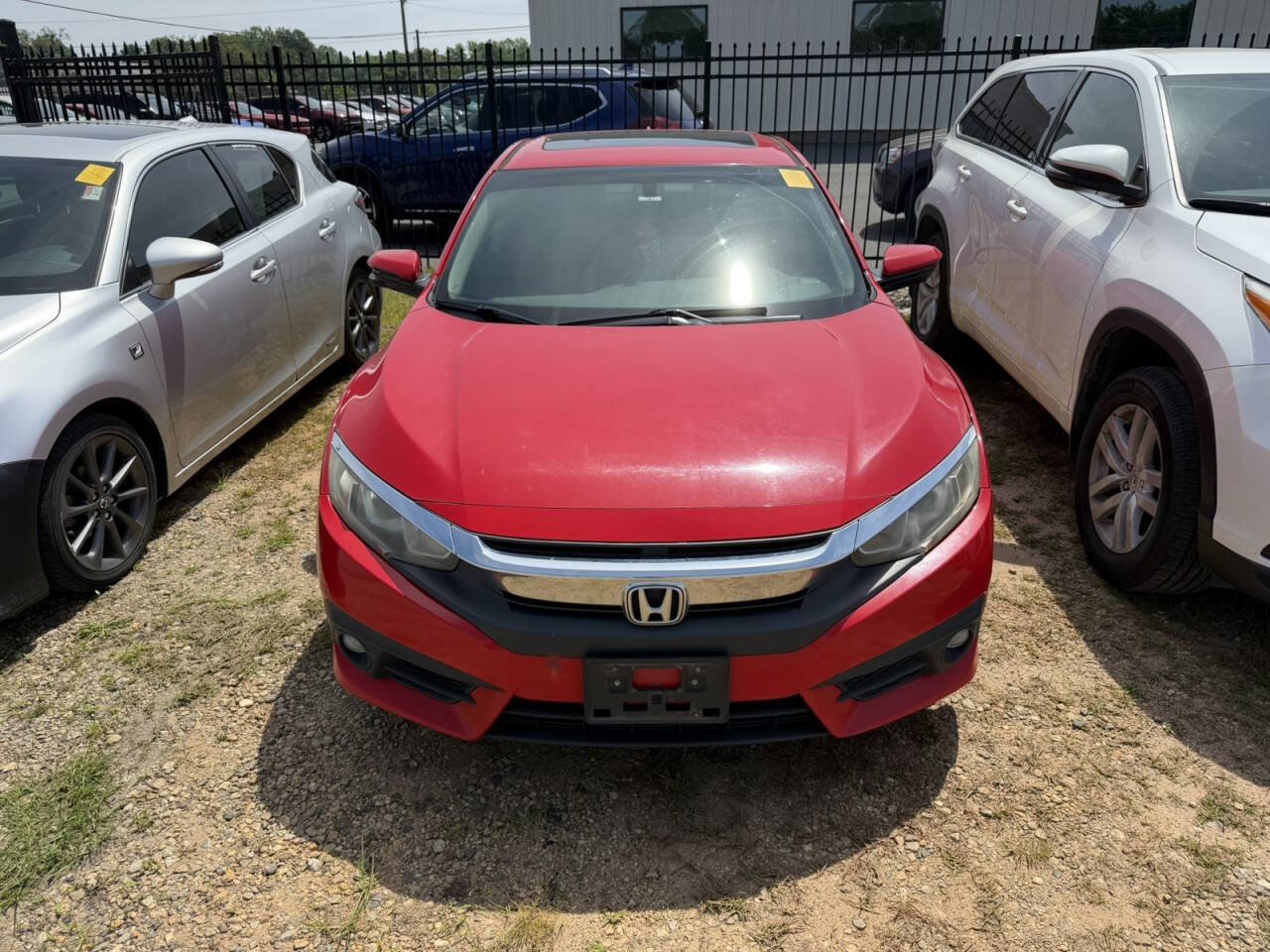 Used 2016 Honda Civic EX-T image 2