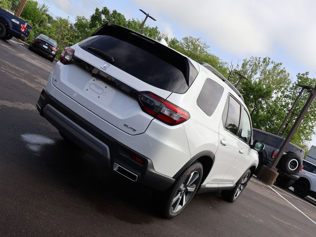 Certified 2025 Honda Pilot Elite image 7